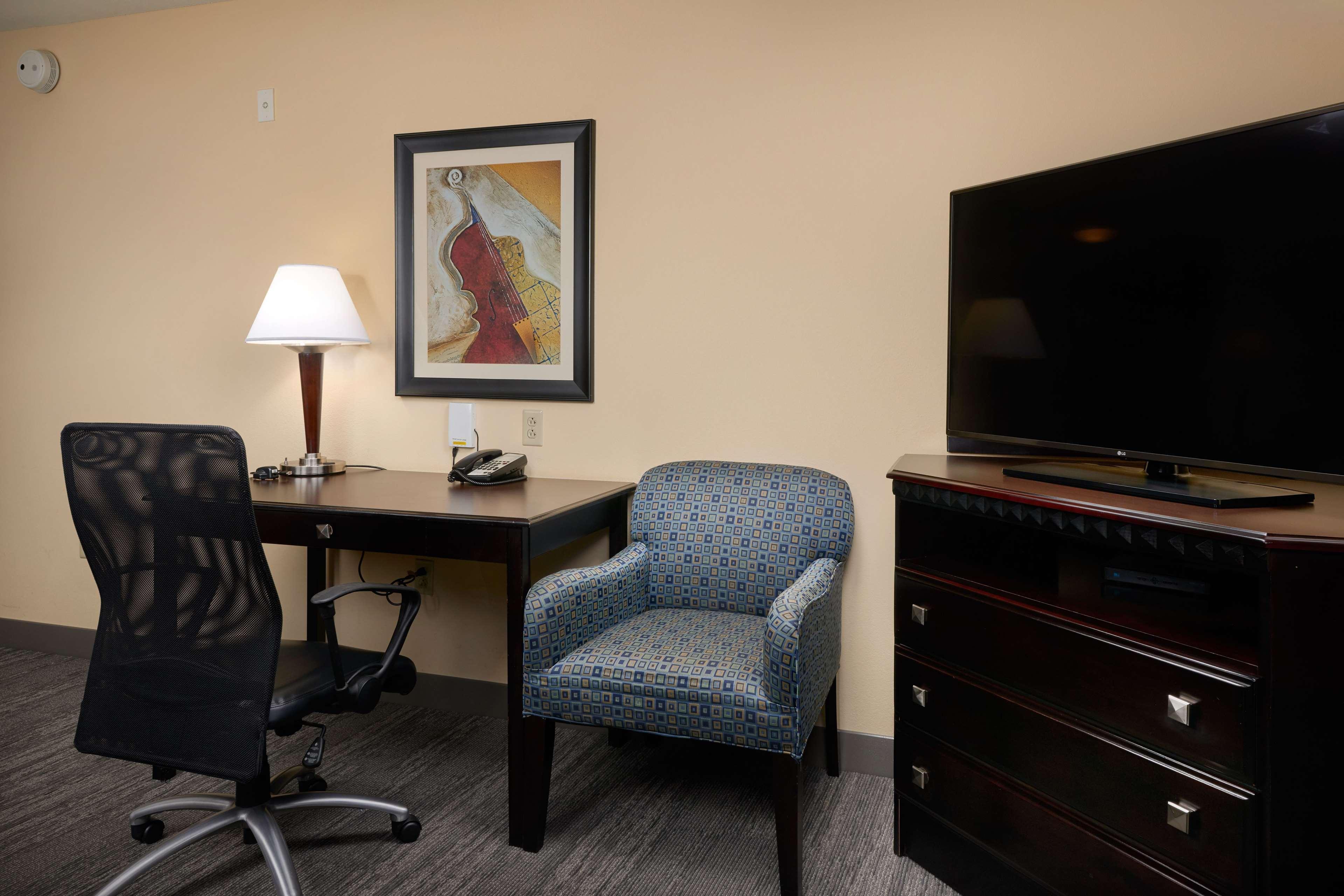 Hampton Inn & Suites מאונט ג'ולייט מראה חיצוני תמונה