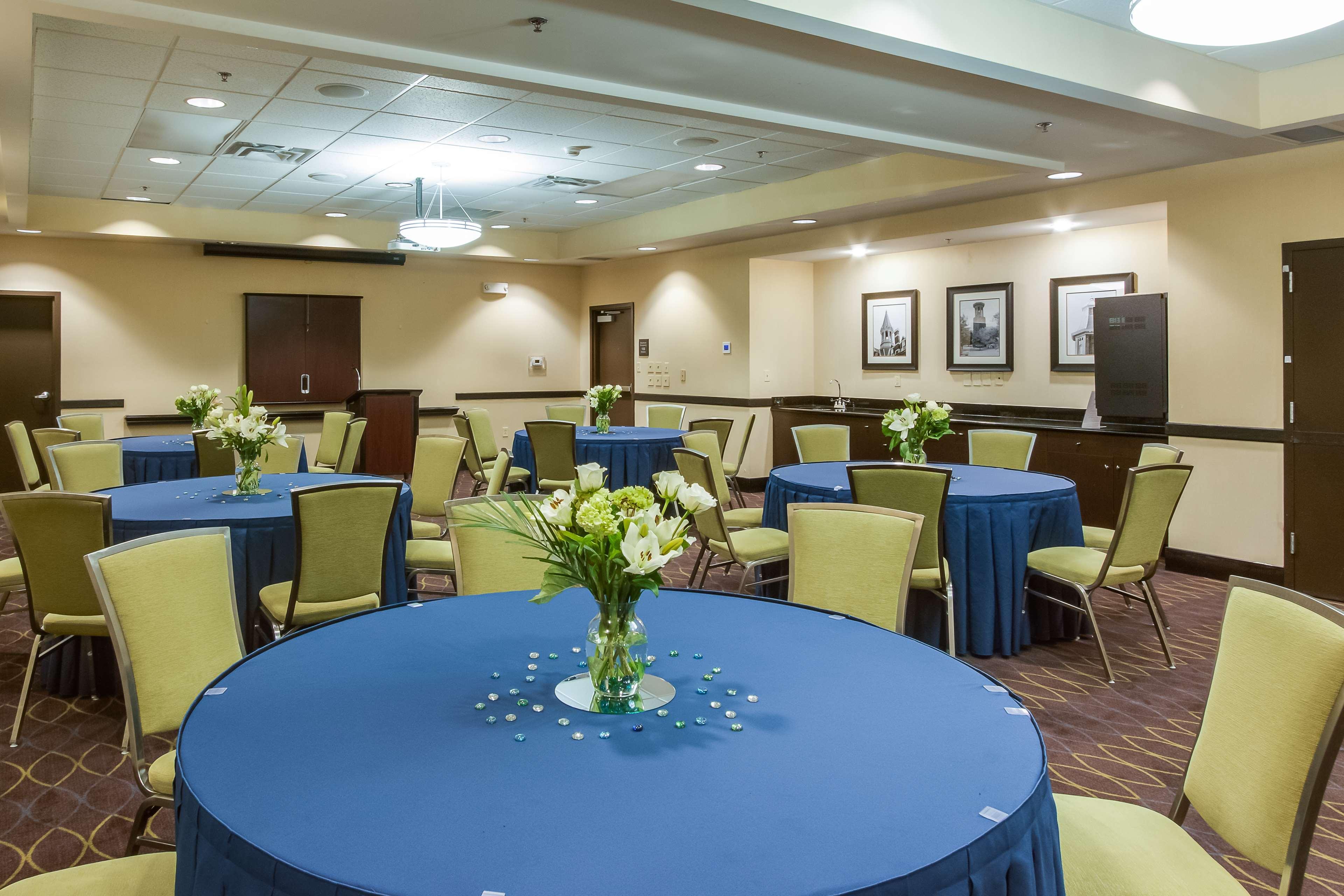 Hampton Inn & Suites מאונט ג'ולייט מראה חיצוני תמונה