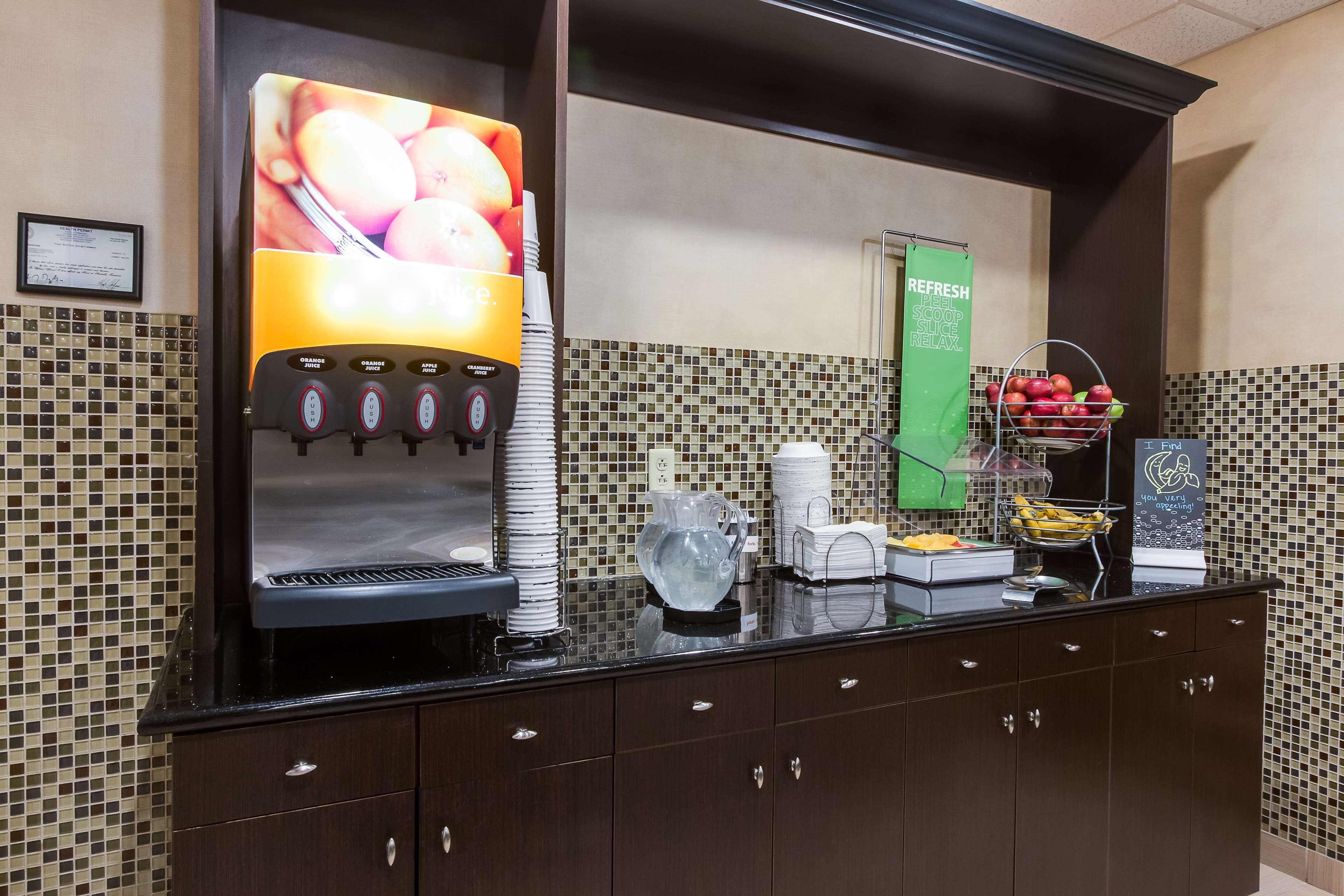 Hampton Inn & Suites מאונט ג'ולייט מראה חיצוני תמונה
