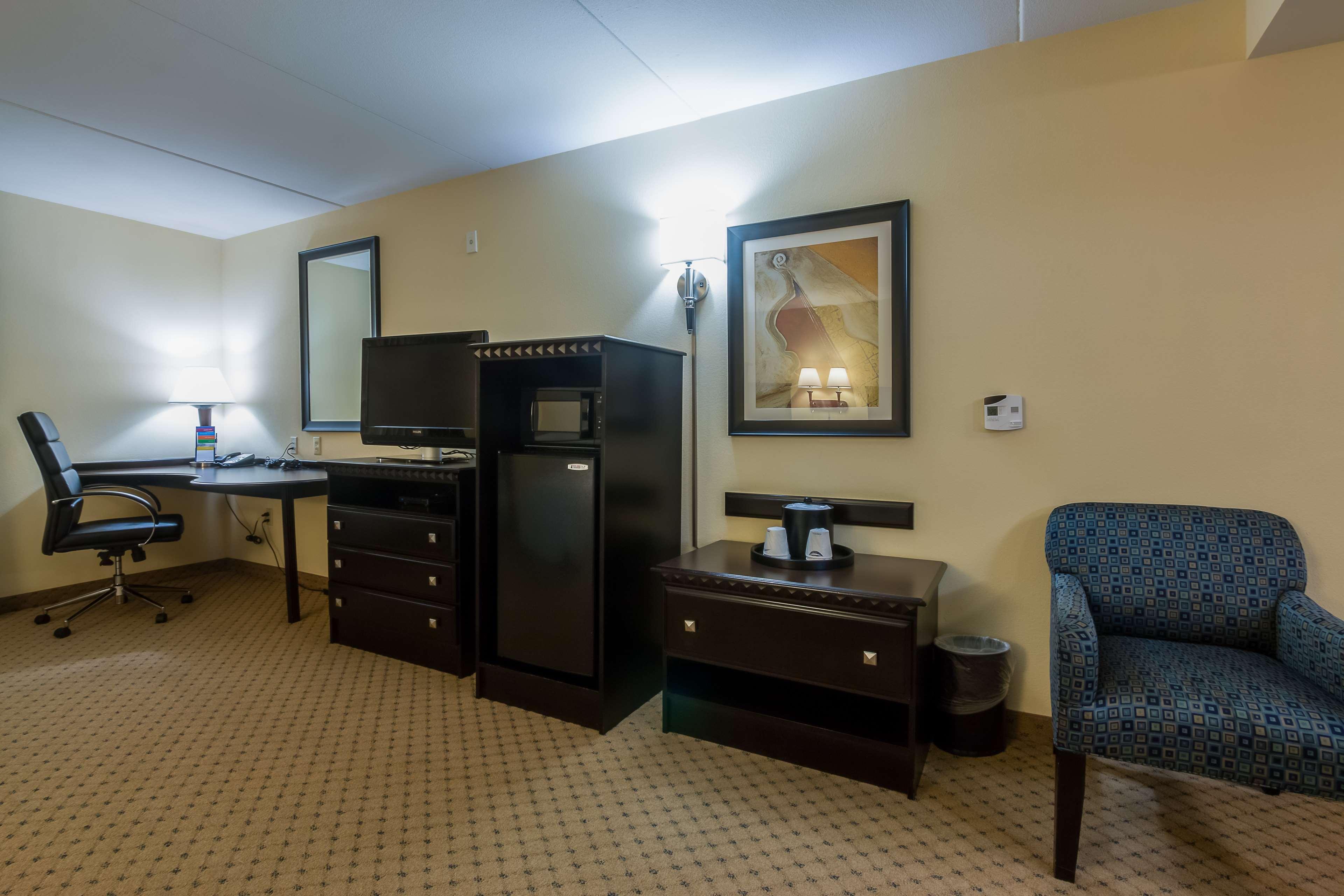 Hampton Inn & Suites מאונט ג'ולייט מראה חיצוני תמונה