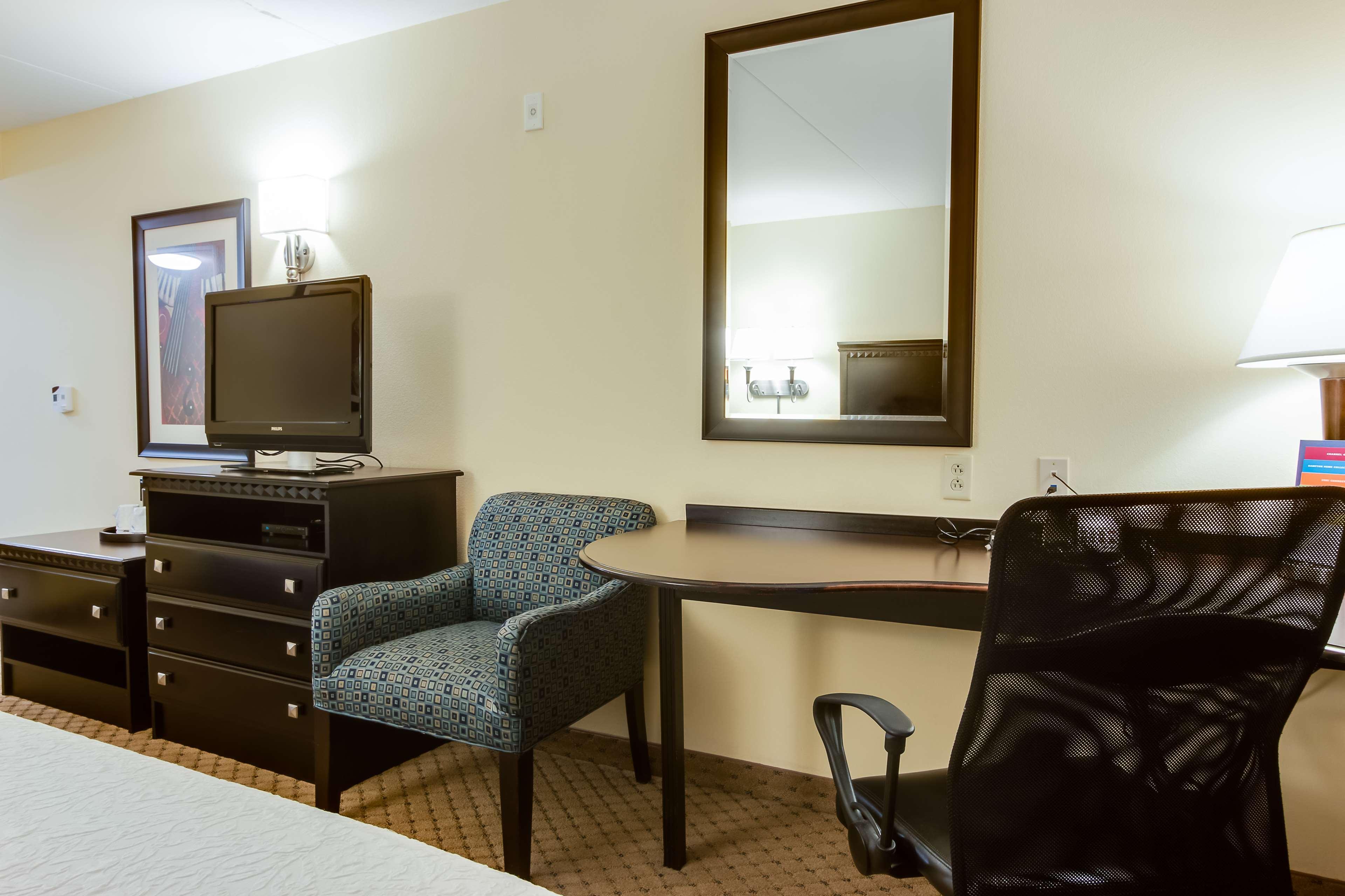 Hampton Inn & Suites מאונט ג'ולייט מראה חיצוני תמונה