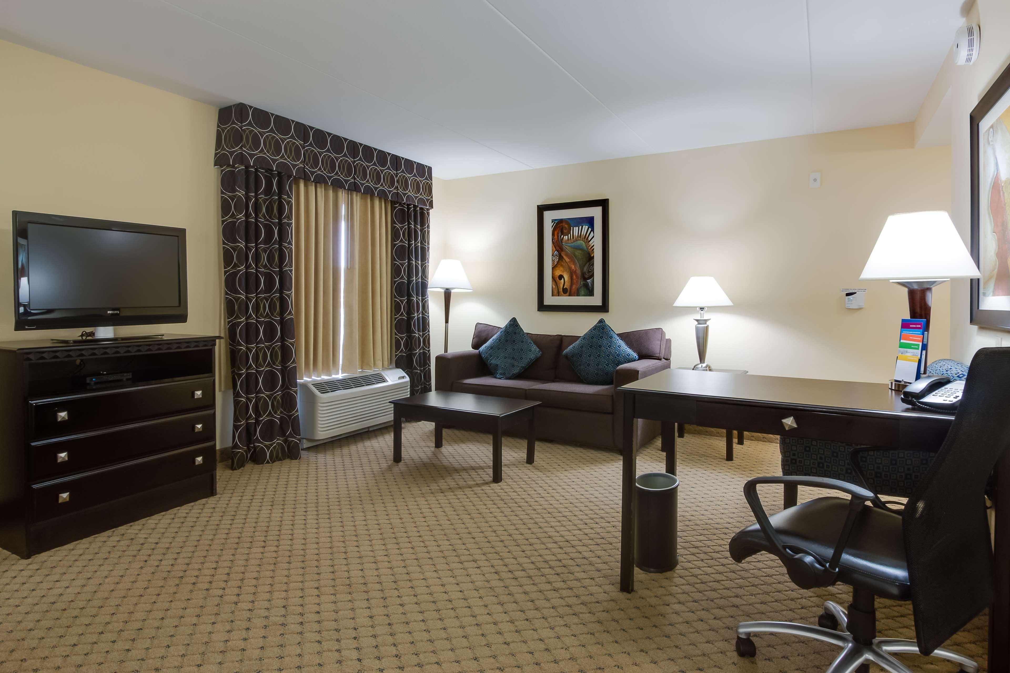 Hampton Inn & Suites מאונט ג'ולייט מראה חיצוני תמונה