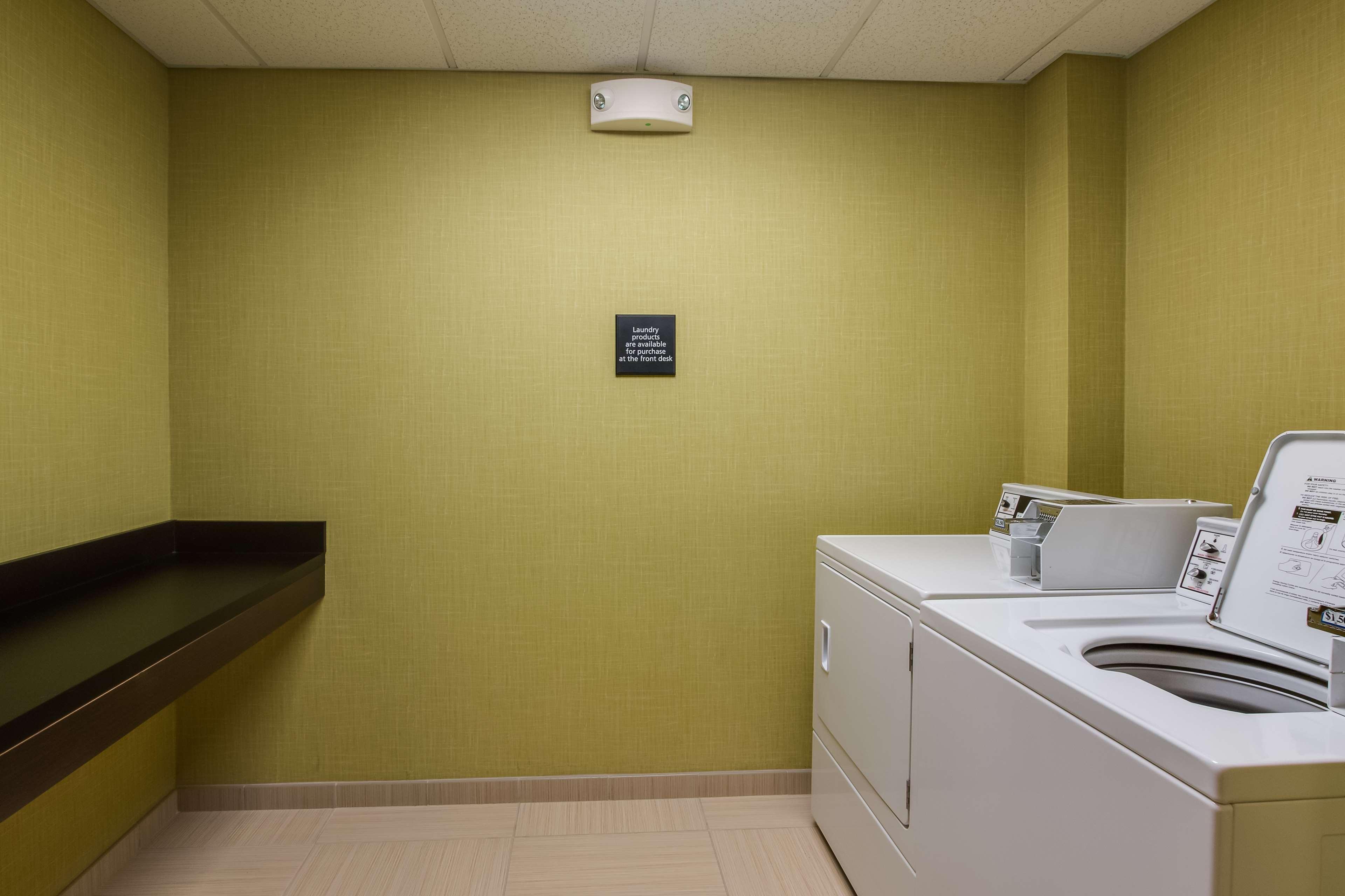 Hampton Inn & Suites מאונט ג'ולייט מראה חיצוני תמונה