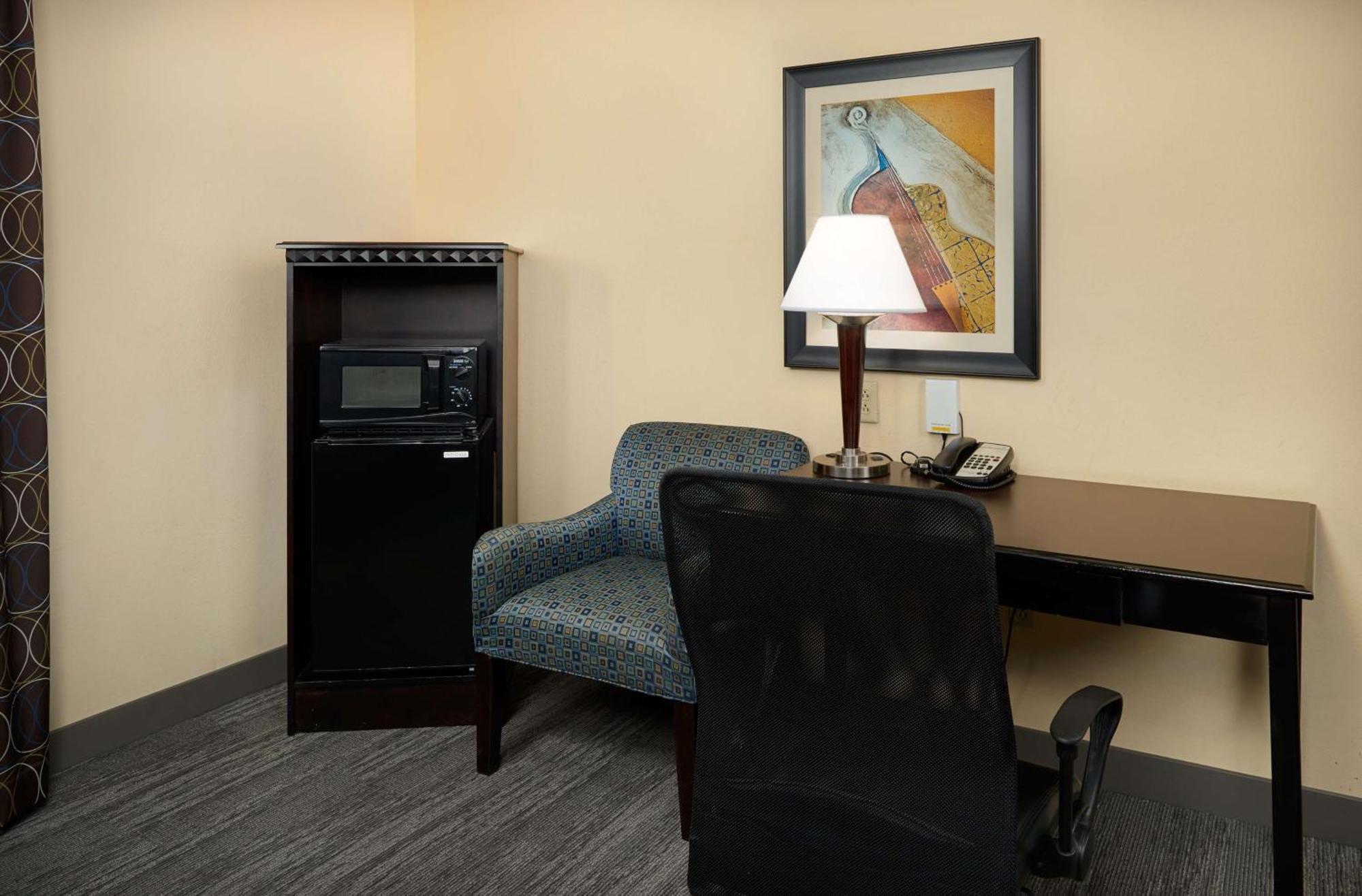Hampton Inn & Suites מאונט ג'ולייט מראה חיצוני תמונה